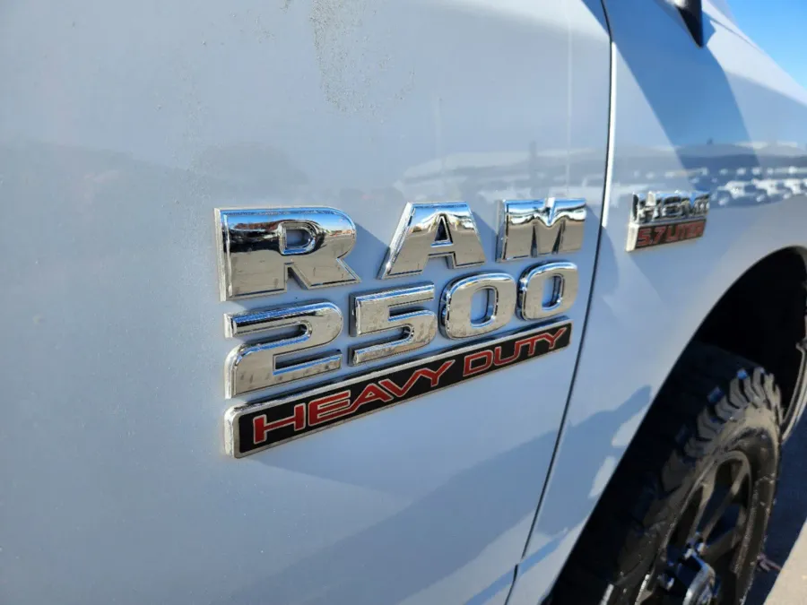 2016 RAM 2500 Tradesman | Photo 14 of 29