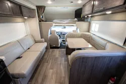 2025 Winnebago Spirit 31H | Thumbnail Photo 11 of 20