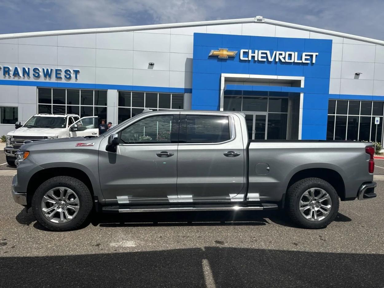 2024 Chevrolet Silverado 1500 LTZ 