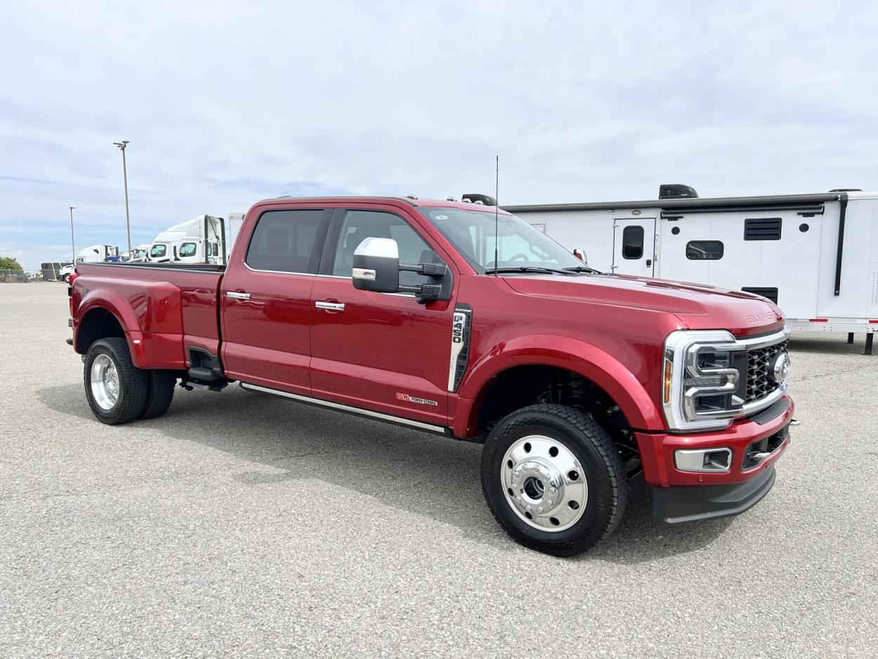 2024 Ford F-450 Platinum | Photo 20 of 22