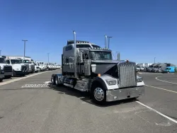 2022 Kenworth W900 | Thumbnail Photo 3 of 20