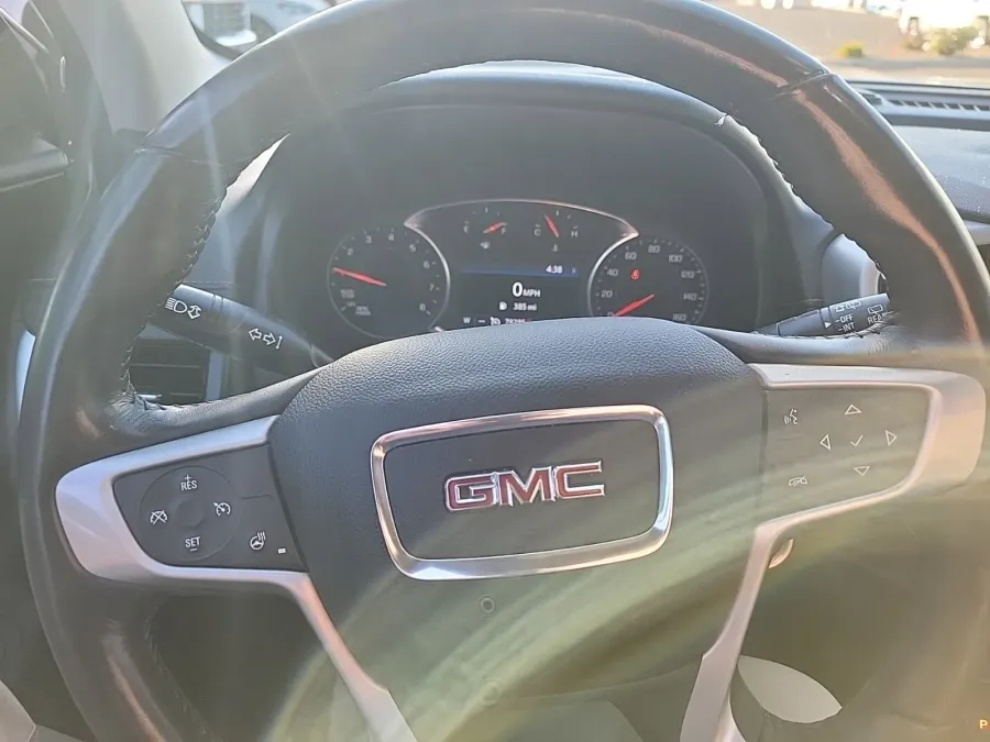 2019 GMC Terrain SLT | Photo 17 of 18