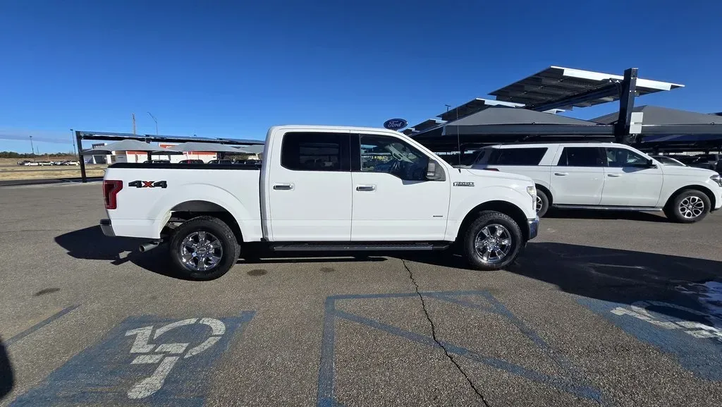 2017 Ford F-150 | Photo 5 of 29