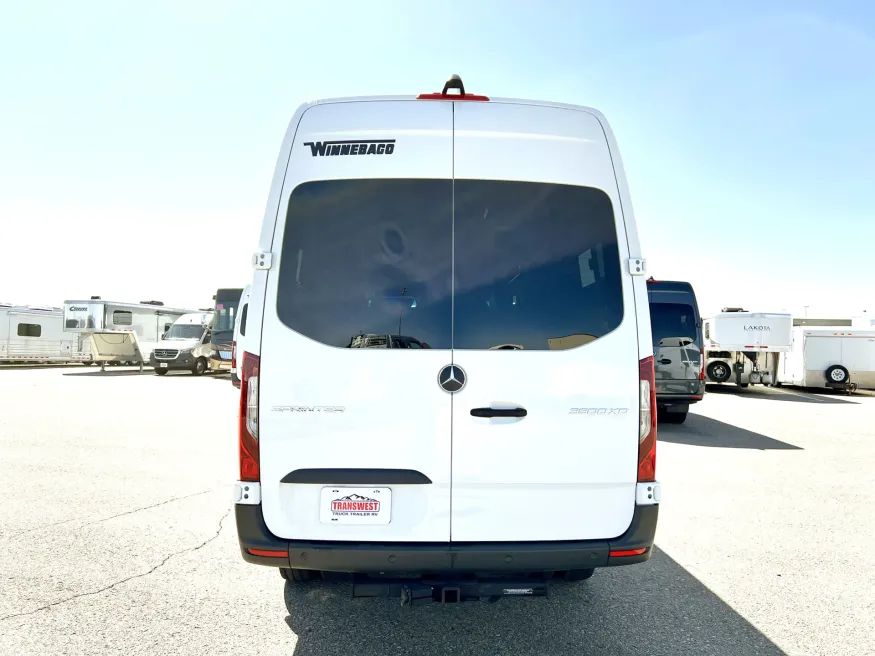 2023 Winnebago Adventure Wagon 70 SE | Photo 11 of 15