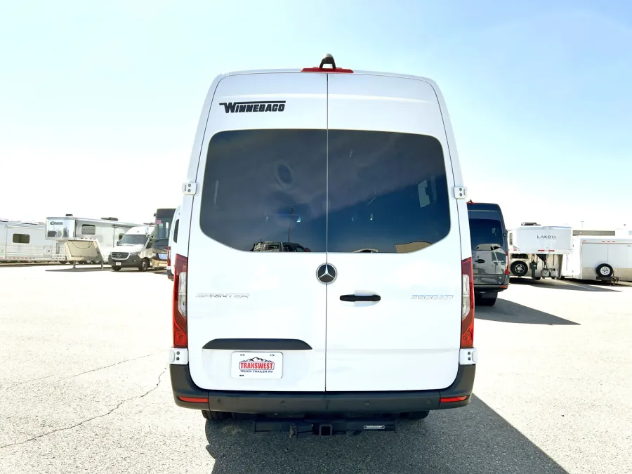 2023 Winnebago Adventure Wagon 70 SE | Photo 11 of 15