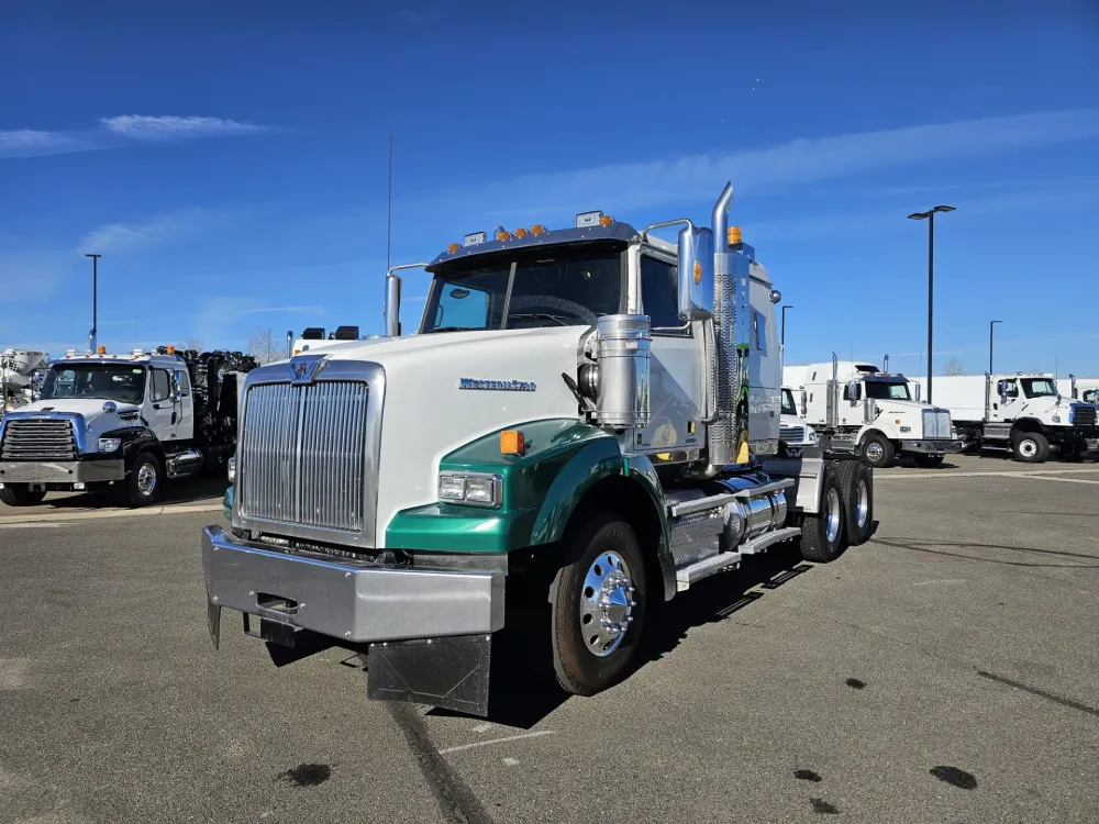 2020 Western Star 4900SA