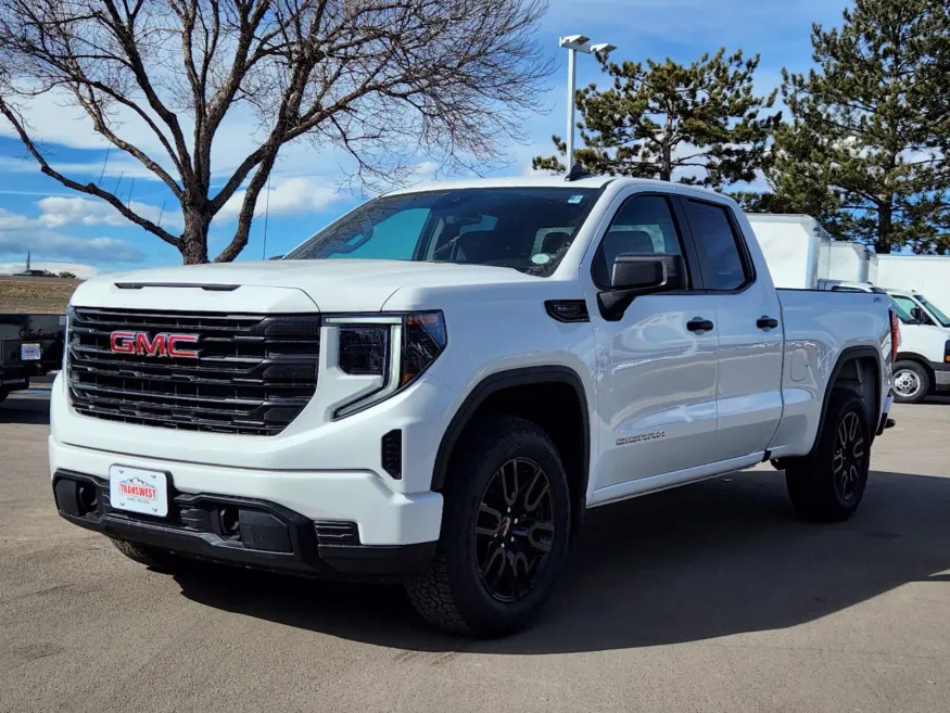 2025 GMC Sierra 1500 Pro | Photo 3 of 29