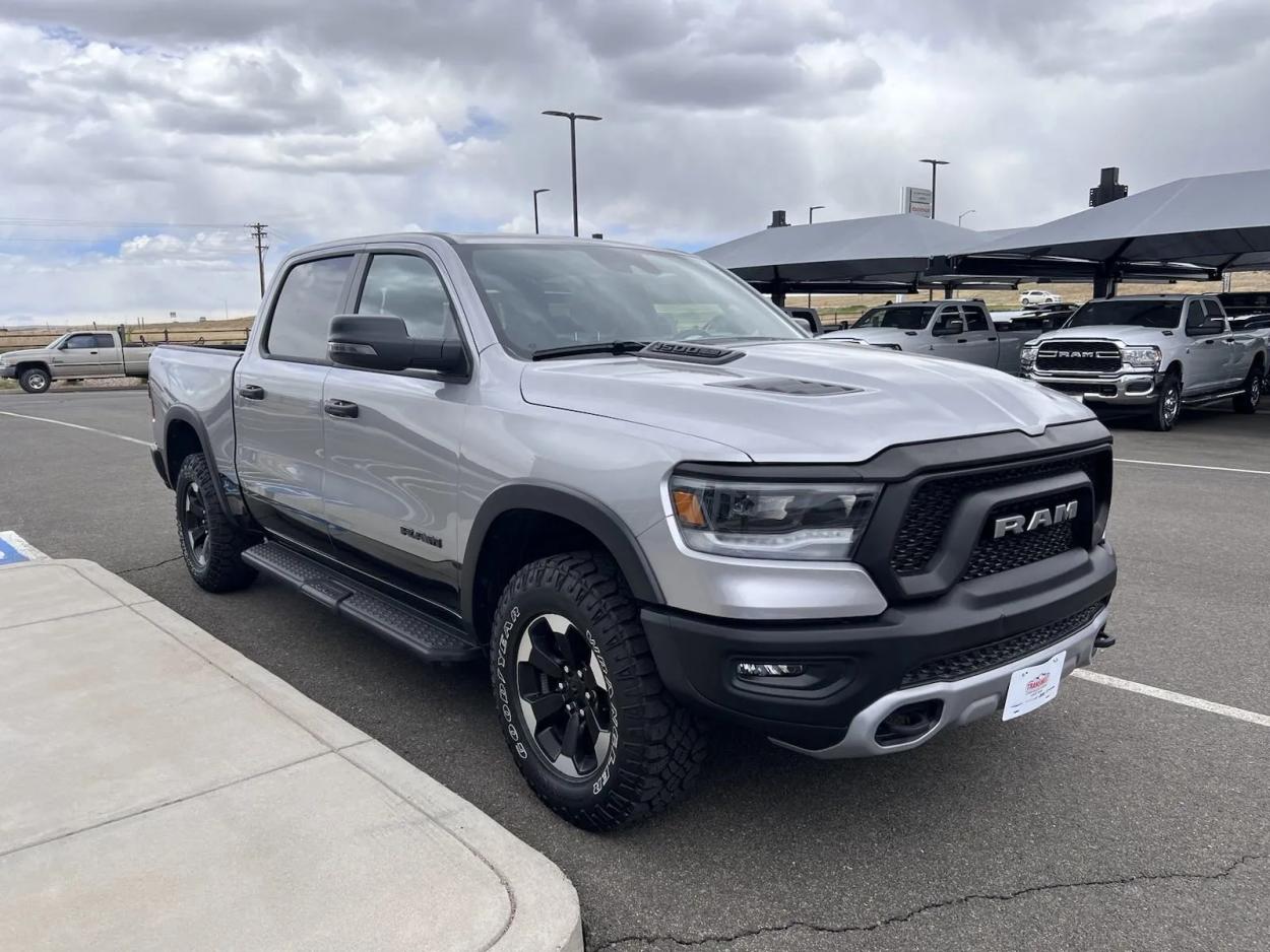 2023 RAM 1500 Rebel | Photo 2 of 18