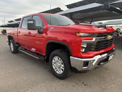 2025 Chevrolet Silverado 2500HD LT | Thumbnail Photo 6 of 19