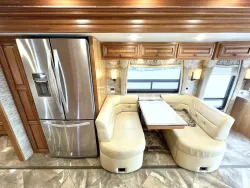 2016 Newmar Dutch Star 4018 | Thumbnail Photo 12 of 32