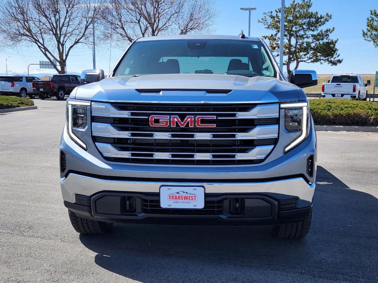 2024 GMC Sierra 1500 SLE | Photo 4 of 28