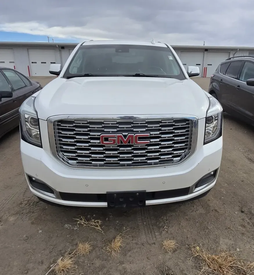 2018 GMC Yukon | Photo 1 of 3