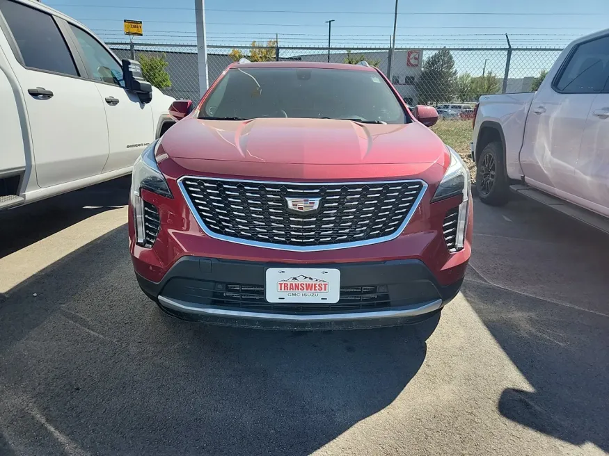 2019 Cadillac XT4 AWD Premium Luxury | Photo 1 of 3