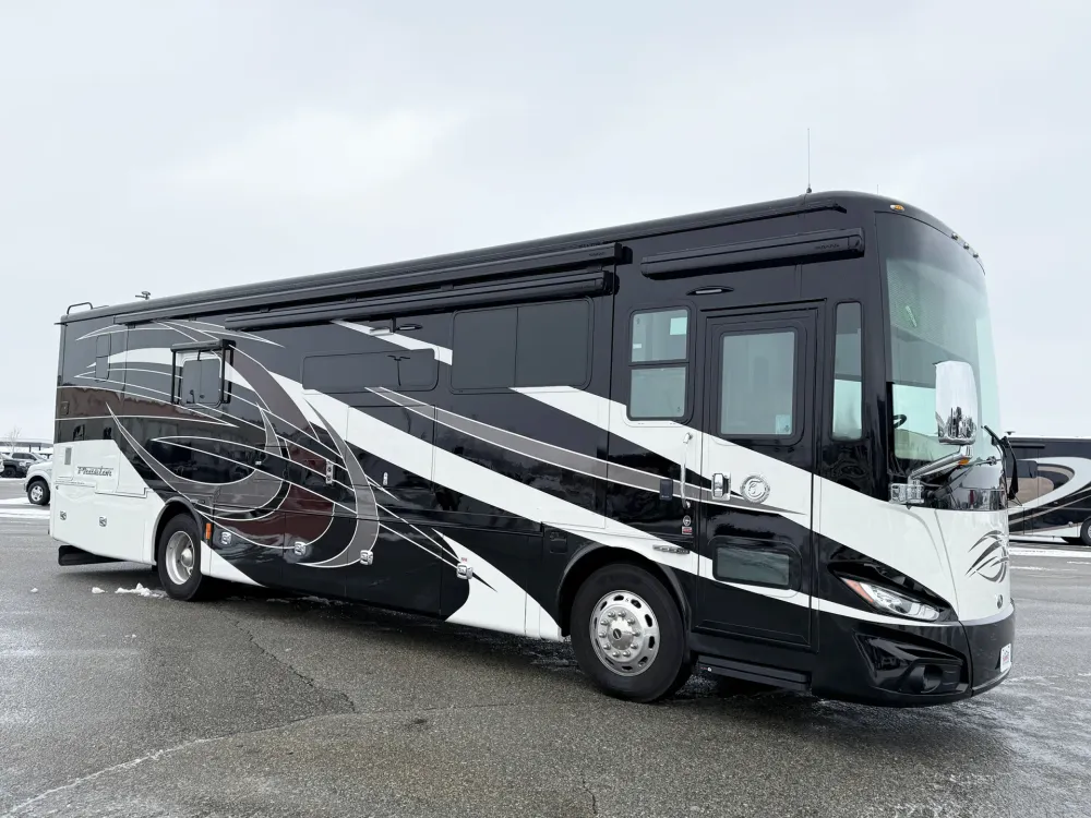 2019 Tiffin Phaeton 37BH