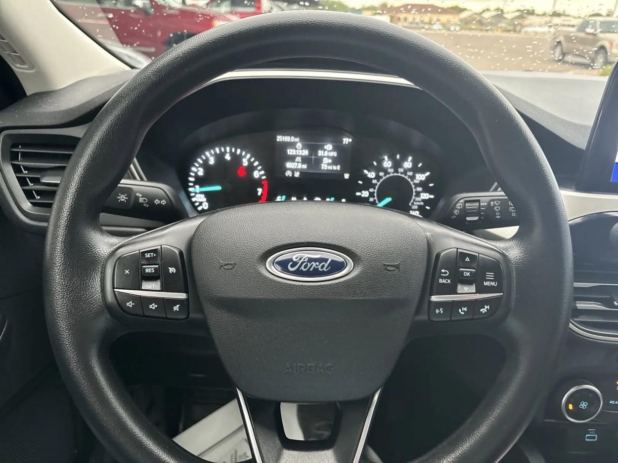 2021 Ford Escape SE | Photo 18 of 20