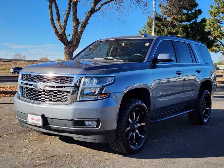 2020 Chevrolet Tahoe LT | Photo 3 of 34