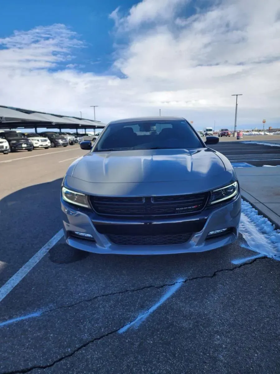 2023 Dodge Charger SXT | Photo 2 of 15