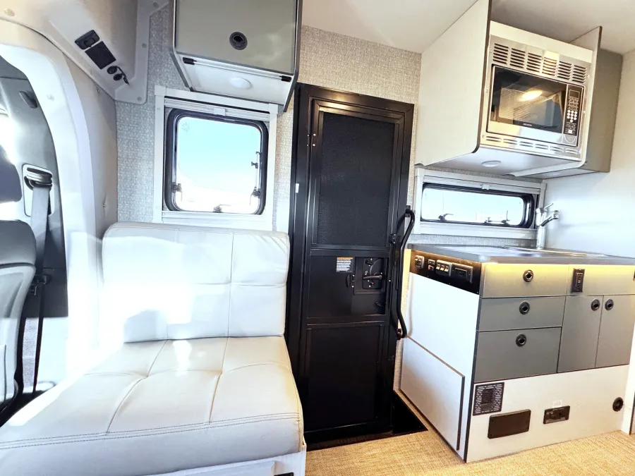 2025 Winnebago EKKO 23B | Photo 7 of 20