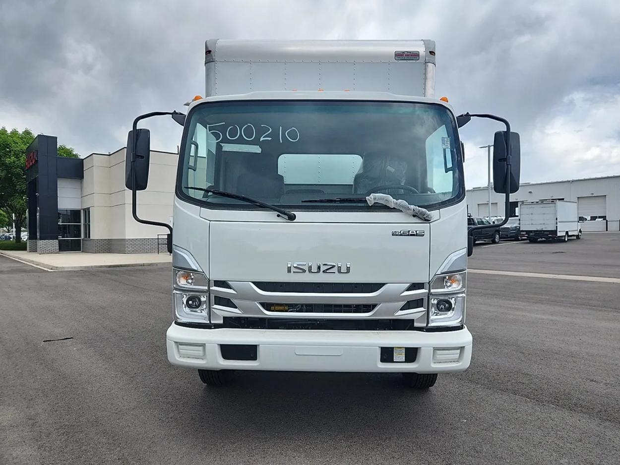 2025 Isuzu NQR GAS 18' BOX VAN 