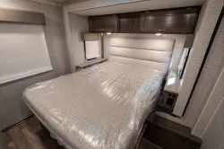 2025 Winnebago Spirit 26T | Thumbnail Photo 17 of 18