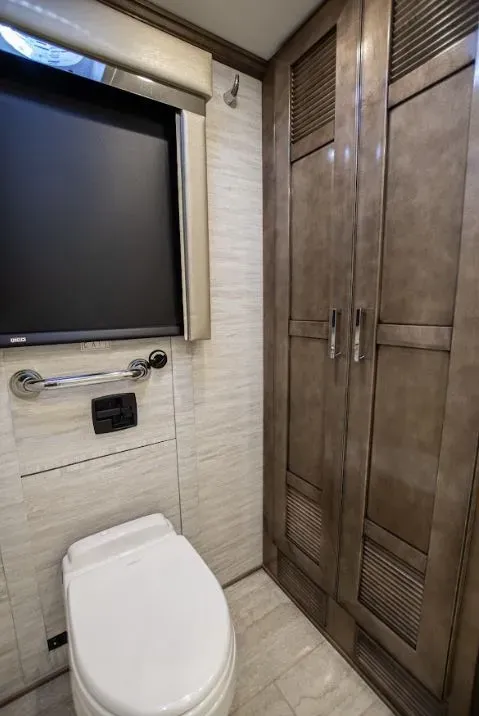 2024 Newmar Ventana 4037 | Photo 22 of 29