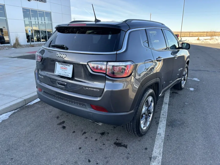 2020 Jeep Compass Limited | Photo 7 of 16