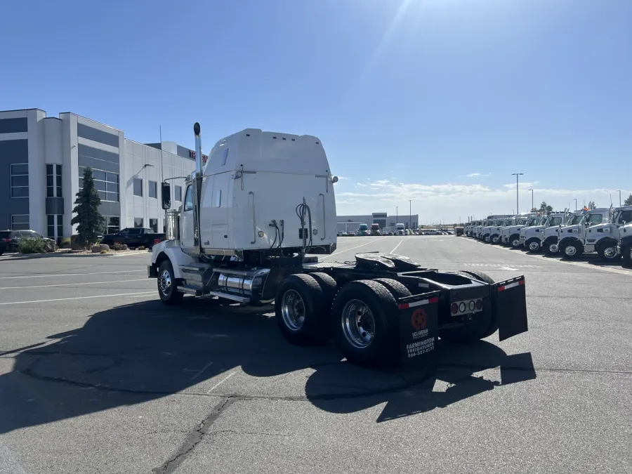 2020 Western Star 4900SA | Photo 7 of 21