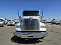 2020 Western Star 4900SA | Thumbnail Photo 2 of 24