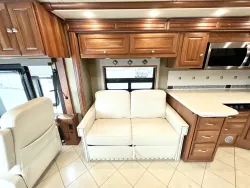 2014 Itasca Meridian 36M | Thumbnail Photo 8 of 30