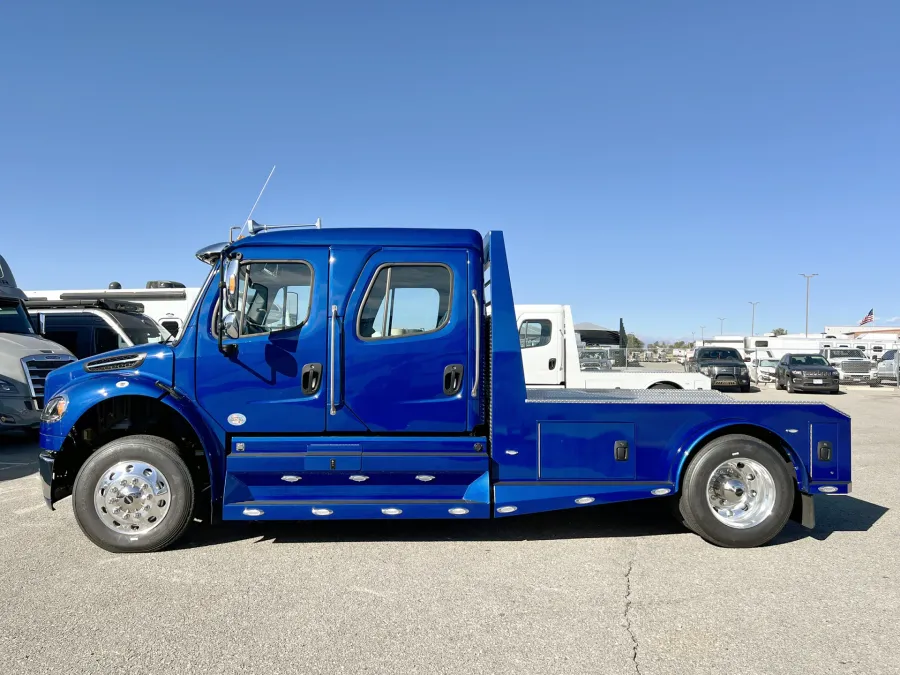 2024 Freightliner M2 106 Plus Summit Hauler | Photo 2 of 23