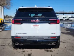 2025 GMC Acadia AWD AT4 | Thumbnail Photo 13 of 30