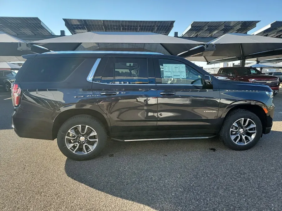 2024 Chevrolet Tahoe LT | Photo 7 of 23