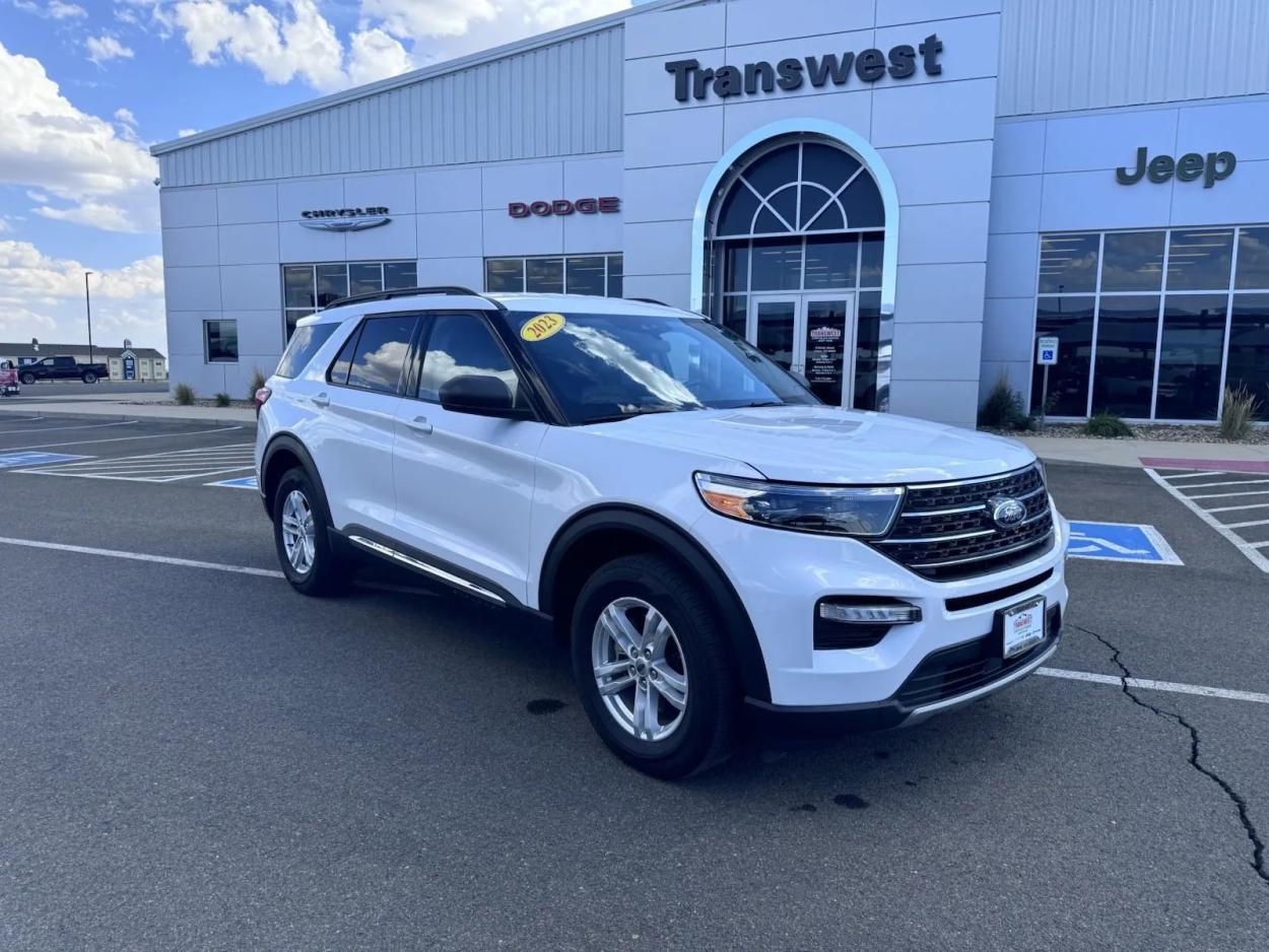 2023 Ford Explorer XLT | Photo 1 of 14