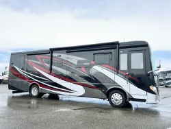 2019 Newmar Ventana 3709 | Thumbnail Photo 1 of 31