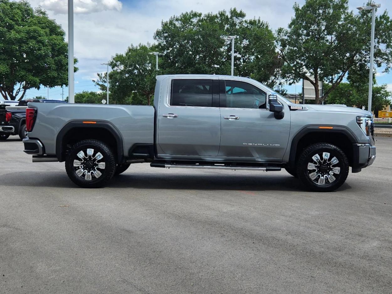 2024 GMC Sierra 2500HD Denali | Photo 1 of 31