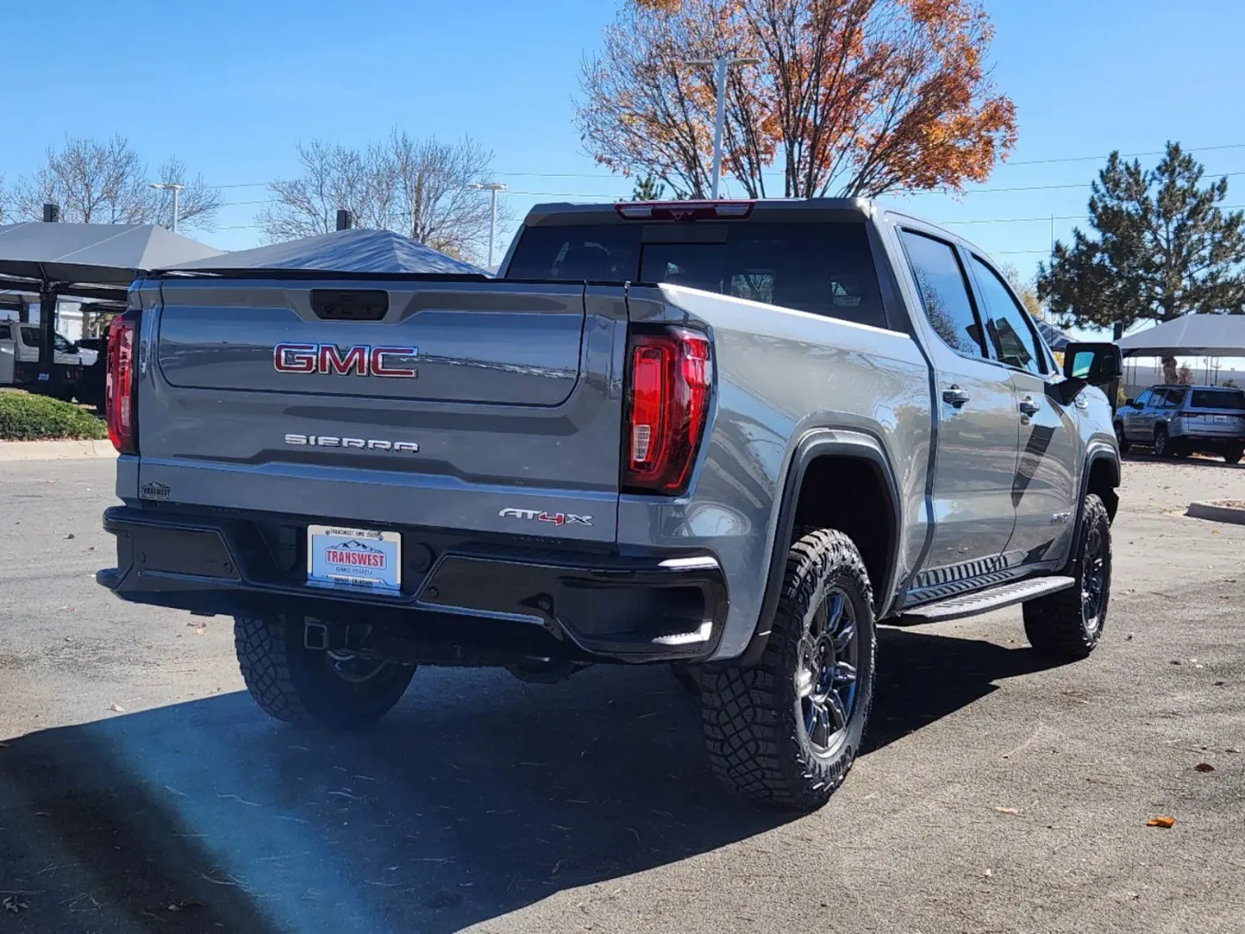 2025 GMC Sierra 1500 AT4X | Photo 2 of 31