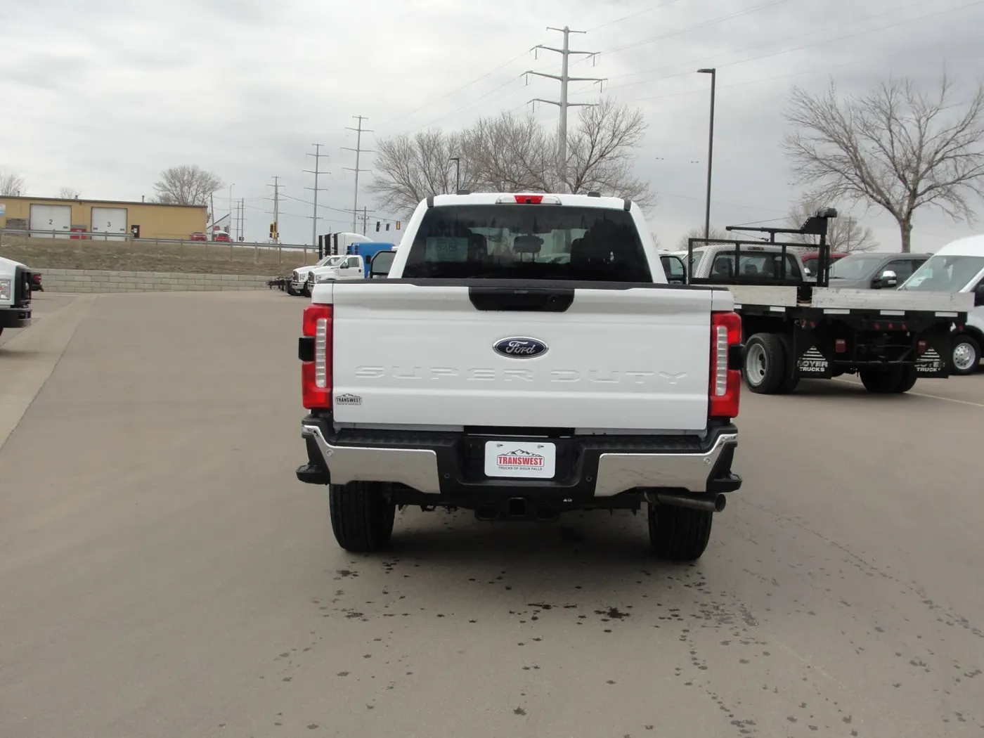 2024 Ford F-250 | Photo 4 of 13