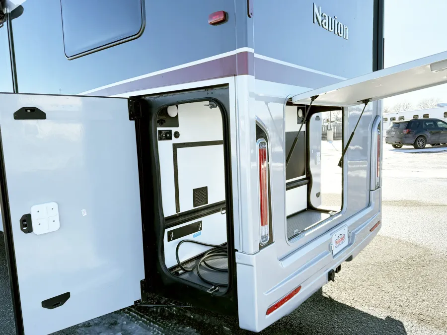 2025 Winnebago Navion 24R | Photo 22 of 23