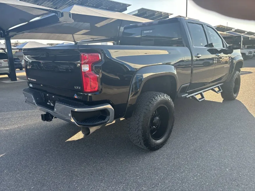 2020 Chevrolet Silverado 2500HD LTZ | Photo 4 of 22