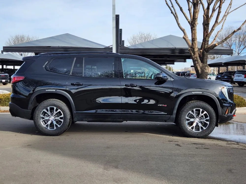 2025 GMC Acadia AWD AT4