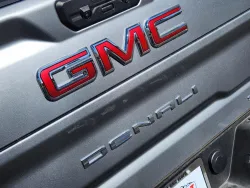 2024 GMC Sierra 2500HD Denali | Thumbnail Photo 13 of 30