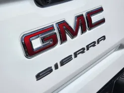 2025 GMC Sierra 1500 Pro | Thumbnail Photo 14 of 29