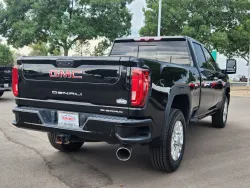 2020 GMC Sierra 2500HD Denali | Thumbnail Photo 2 of 29