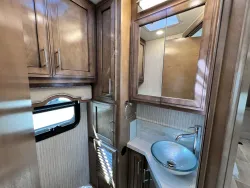 2023 Newmar Ventana 4037 | Thumbnail Photo 19 of 35