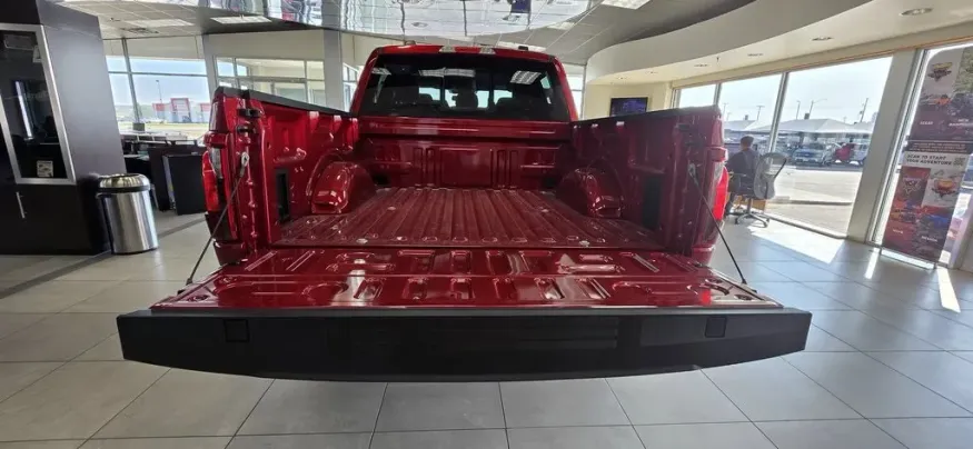 2024 Ford F-150 | Photo 12 of 35