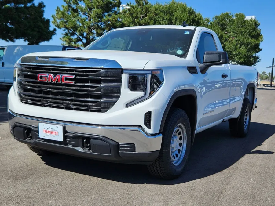 2025 GMC Sierra 1500 Pro | Photo 3 of 25