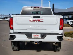 2020 GMC Sierra 2500HD Denali | Thumbnail Photo 12 of 33