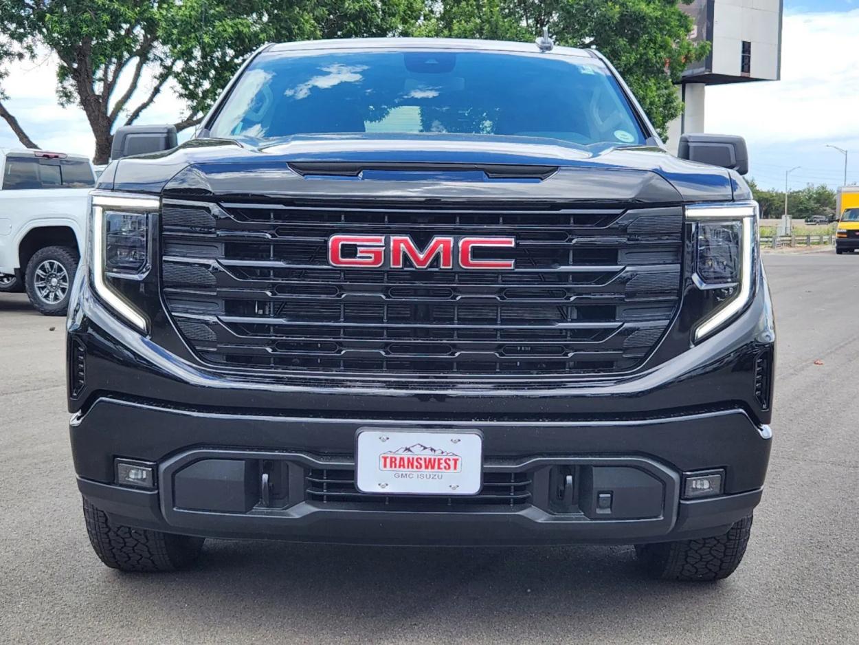 2024 GMC Sierra 1500 Elevation | Photo 4 of 27