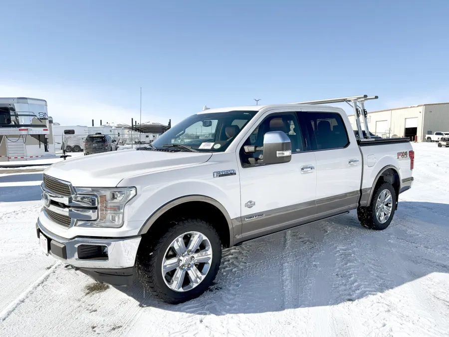 2018 Ford F-150 | Photo 1 of 18