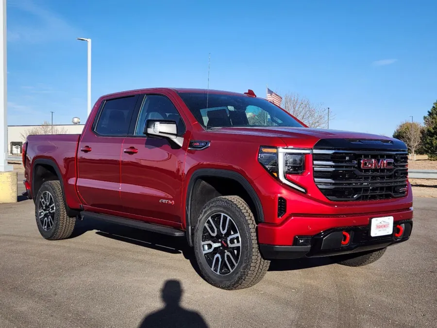 2025 GMC Sierra 1500 AT4 | Photo 31 of 31